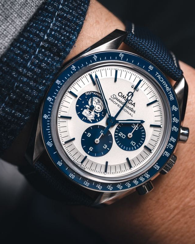 Ômega Speedmaster Silver Snoopy Anniversary Series ( Super clone )