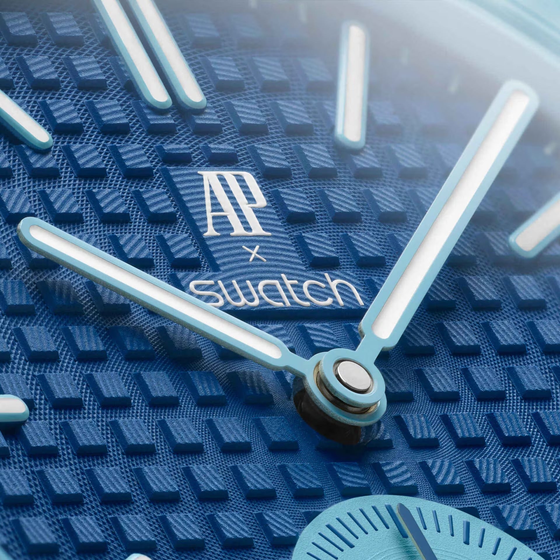 SWATCH Royal Pop LAN BA