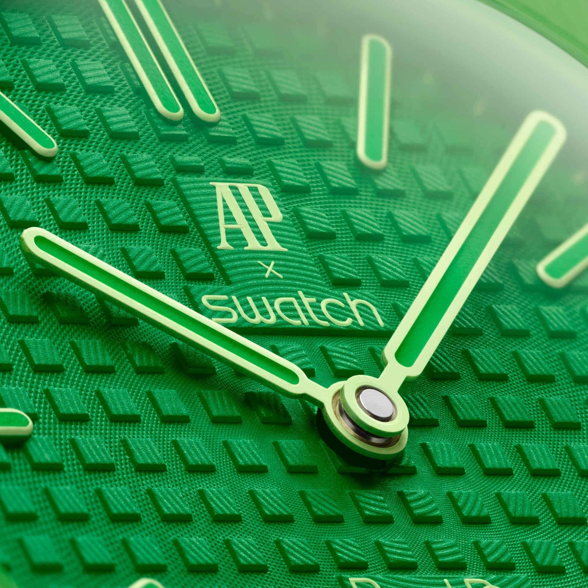 SWATCH Royal Pop GREEN EIGHT