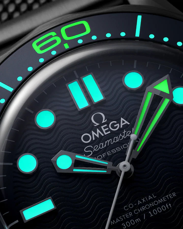 Seamaster Diver 300M Edição James Bond 60th anniversary