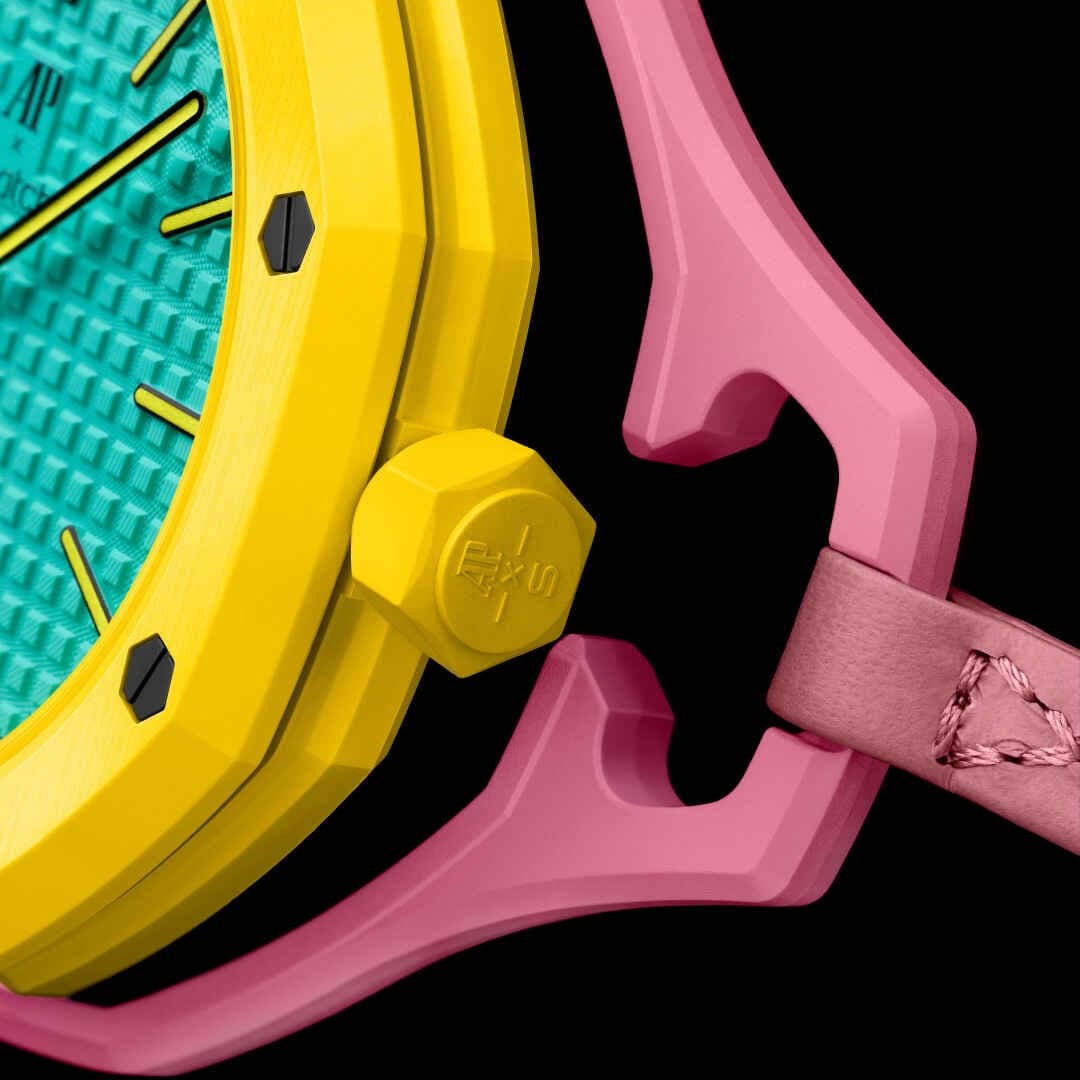 SWATCH Royal Pop  OTG ROZ